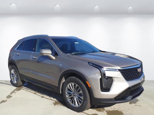 new 2025 Cadillac XT4 car, priced at $45,365