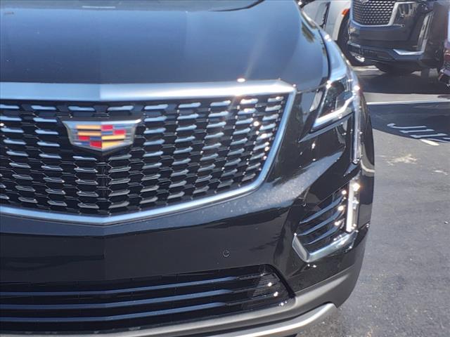 new 2025 Cadillac XT5 car, priced at $53,815