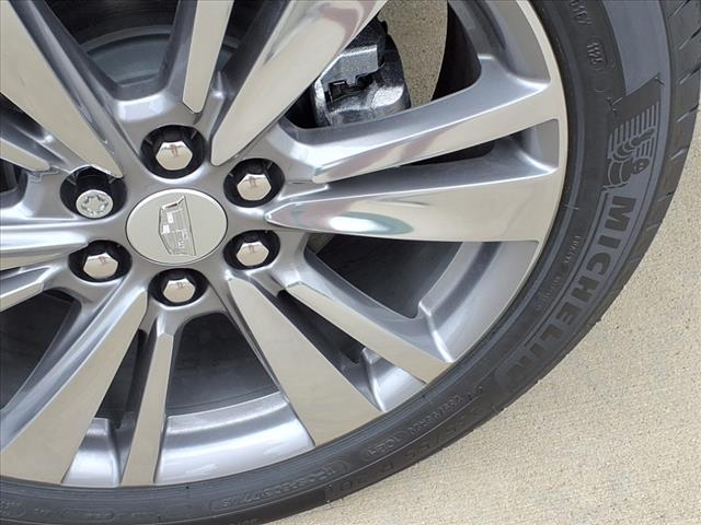 new 2025 Cadillac XT5 car, priced at $57,190