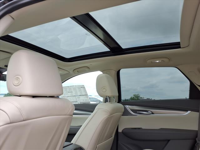 new 2025 Cadillac XT5 car, priced at $57,190