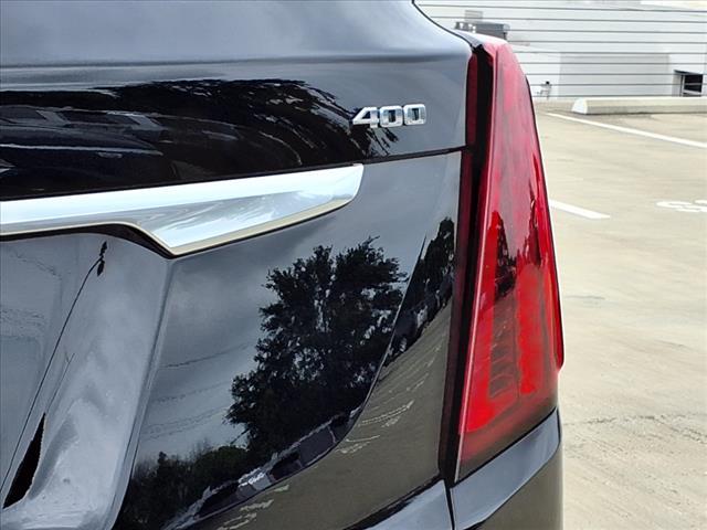 new 2025 Cadillac XT5 car, priced at $57,190