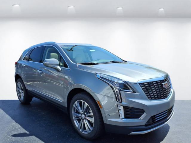new 2025 Cadillac XT5 car, priced at $56,565