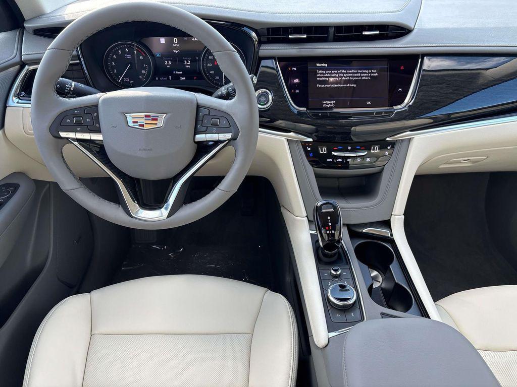 new 2025 Cadillac XT6 car, priced at $62,565