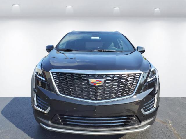 new 2025 Cadillac XT5 car, priced at $53,615