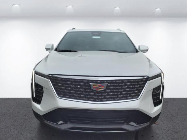 new 2025 Cadillac XT4 car, priced at $50,440