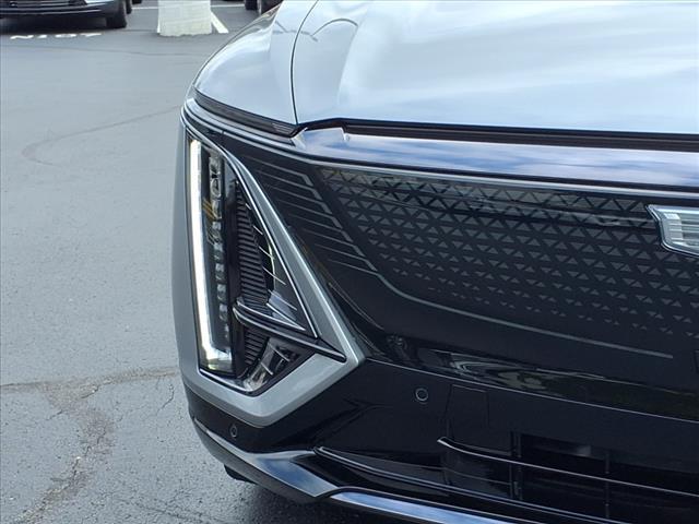 new 2025 Cadillac LYRIQ car, priced at $69,090