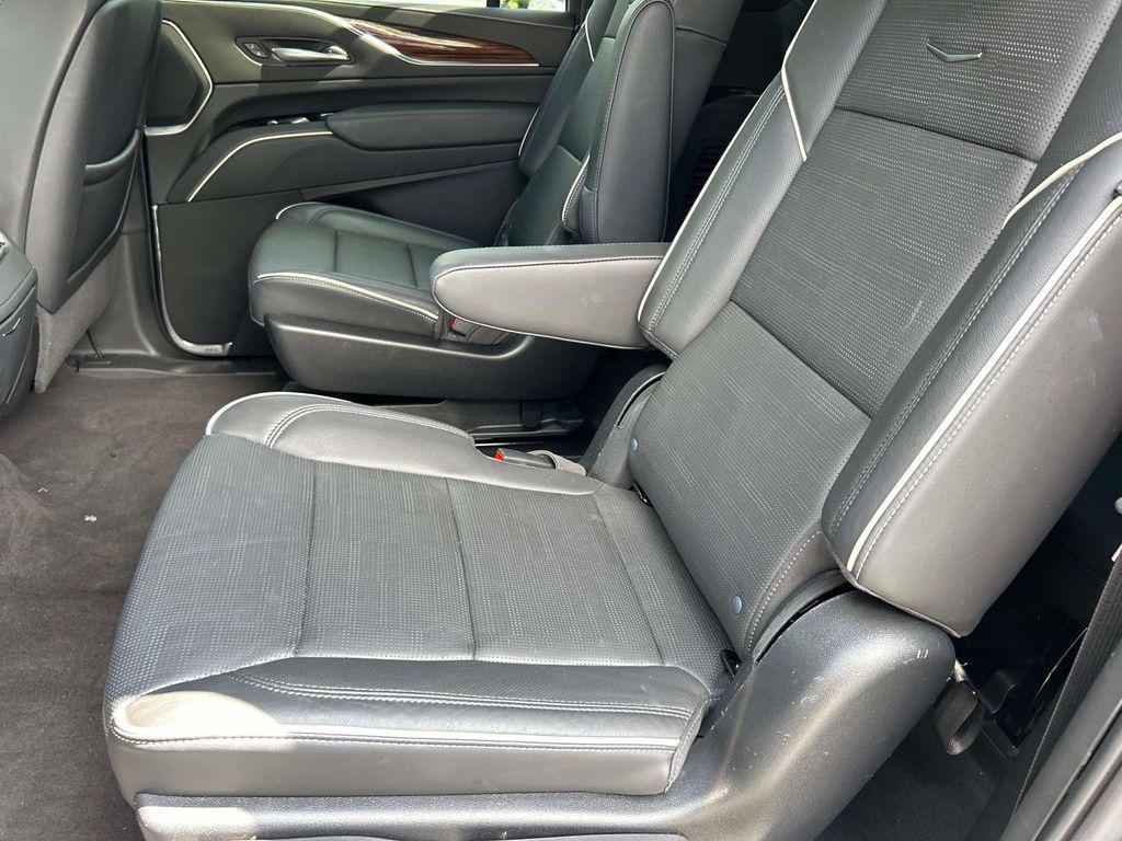 used 2022 Cadillac Escalade ESV car, priced at $59,900