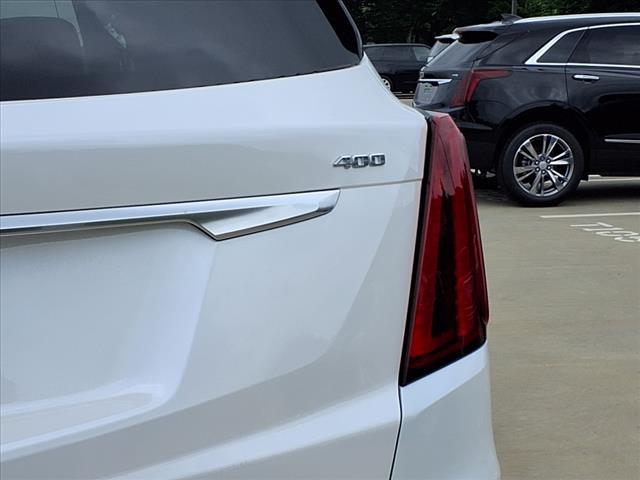 new 2025 Cadillac XT5 car, priced at $57,515