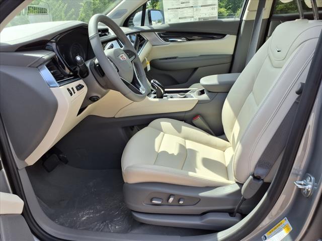 new 2025 Cadillac XT6 car, priced at $63,940