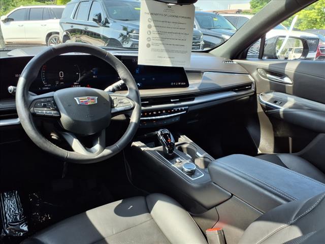 used 2024 Cadillac XT4 car, priced at $39,900