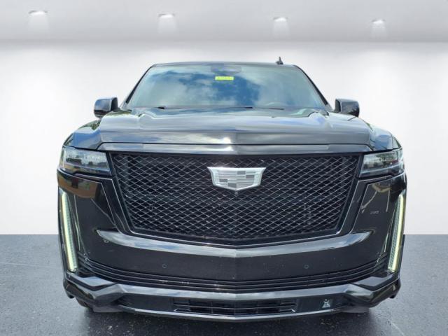 used 2021 Cadillac Escalade ESV car, priced at $54,990