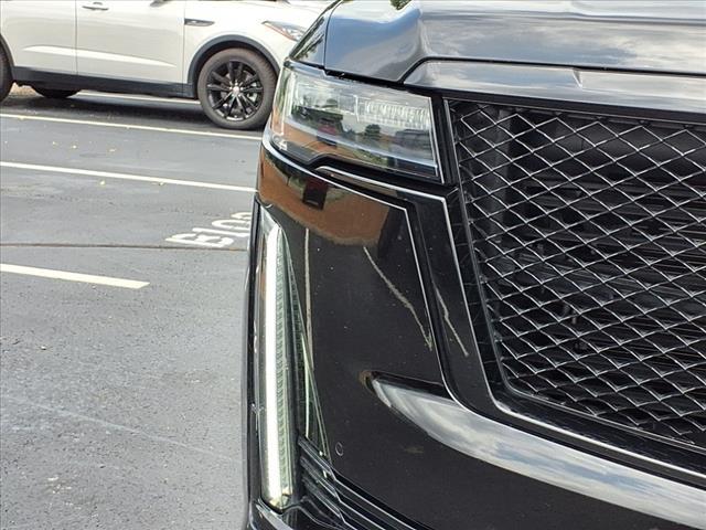 used 2021 Cadillac Escalade ESV car, priced at $54,990