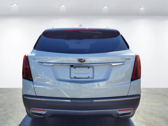 new 2025 Cadillac XT5 car, priced at $54,215