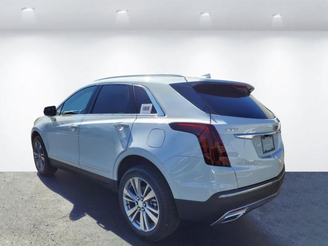 new 2025 Cadillac XT5 car, priced at $54,215