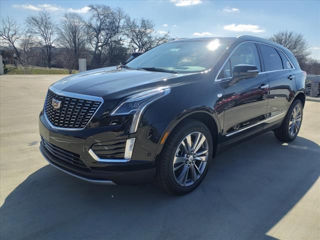 new 2025 Cadillac XT5 car, priced at $55,890