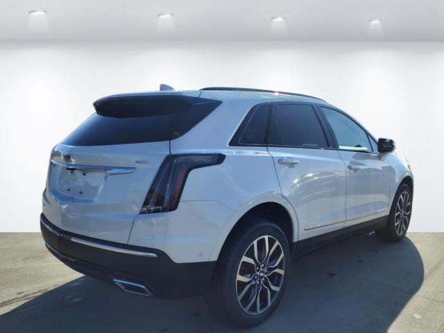 new 2025 Cadillac XT5 car, priced at $62,690