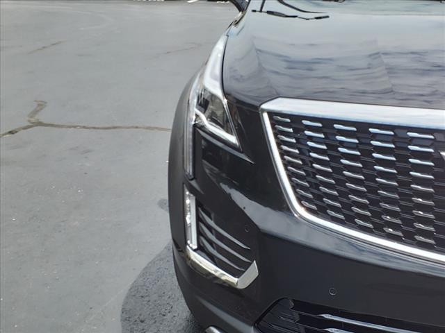 new 2024 Cadillac XT5 car, priced at $52,215