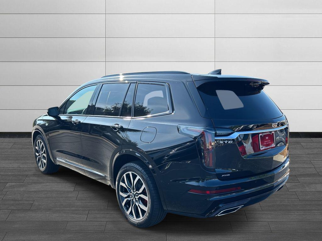 used 2024 Cadillac XT6 car, priced at $52,900