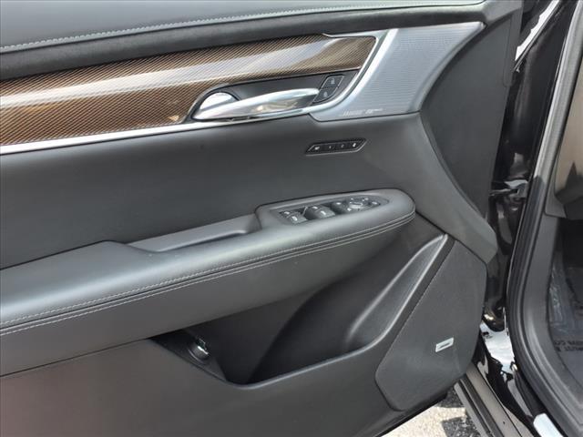 used 2024 Cadillac XT6 car, priced at $57,900