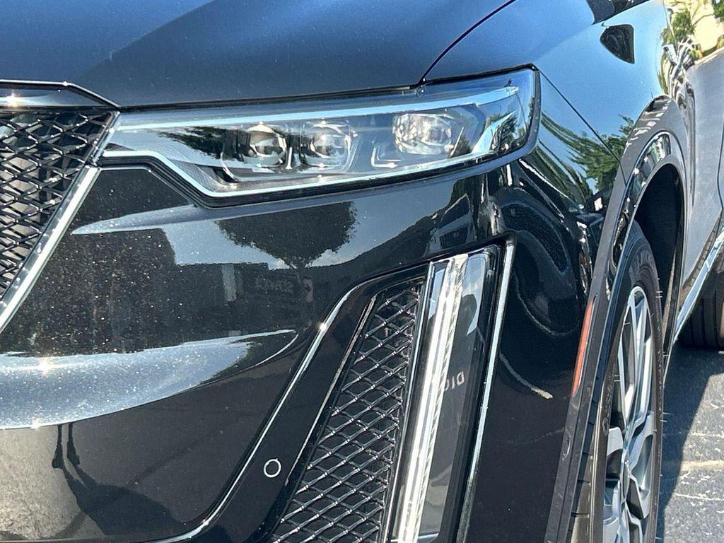 used 2024 Cadillac XT6 car, priced at $52,900