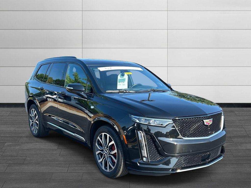 used 2024 Cadillac XT6 car, priced at $52,900