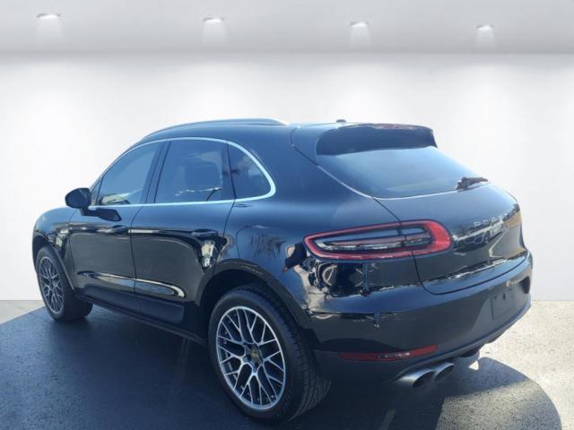 used 2016 Porsche Macan car