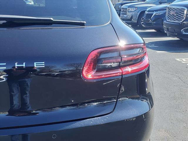 used 2016 Porsche Macan car