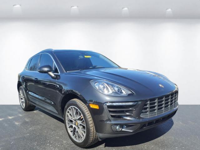 used 2016 Porsche Macan car