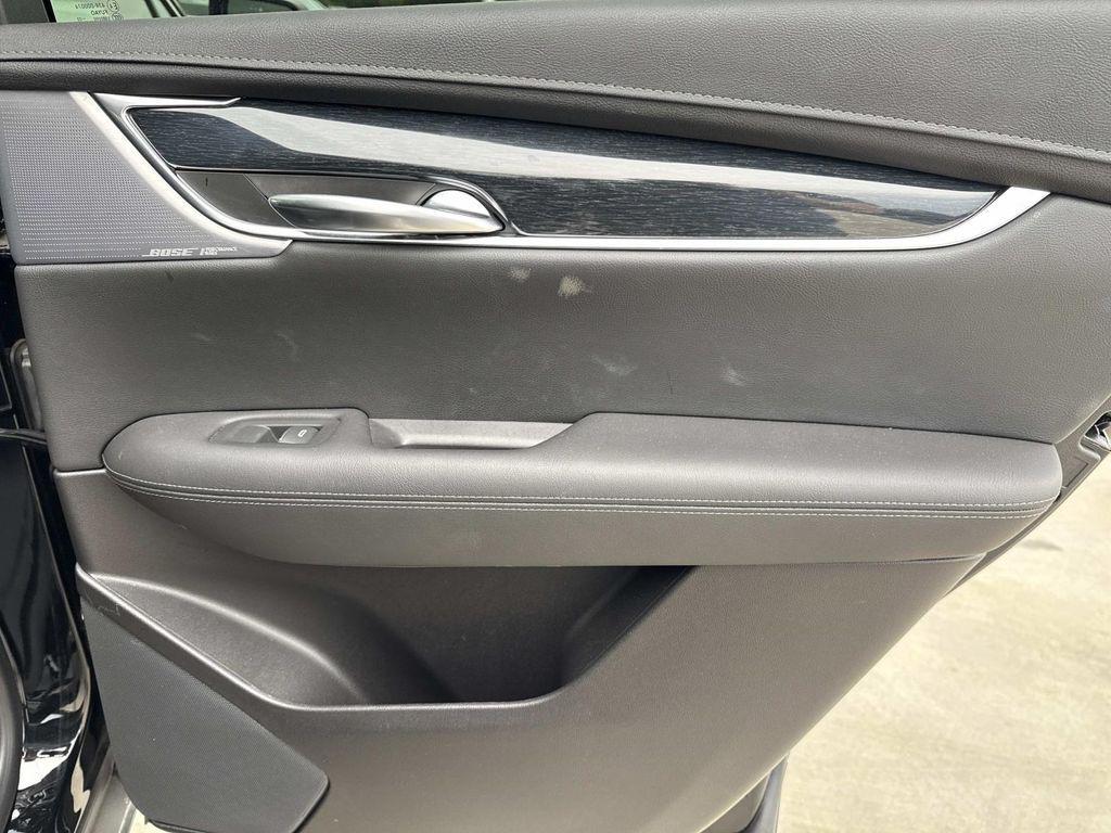 used 2023 Cadillac XT5 car, priced at $35,989