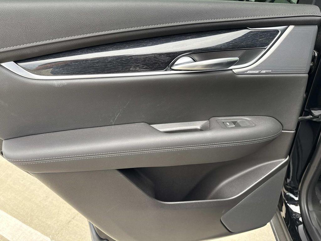 used 2023 Cadillac XT5 car, priced at $35,989