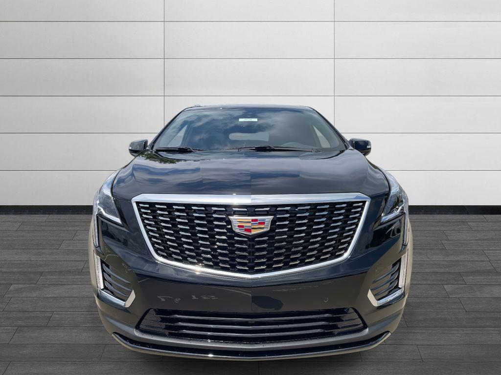 new 2025 Cadillac XT5 car, priced at $46,415