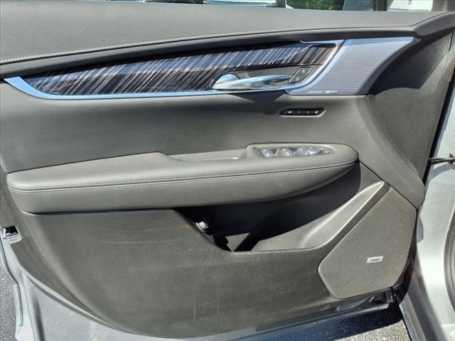 new 2025 Cadillac XT6 car, priced at $61,240