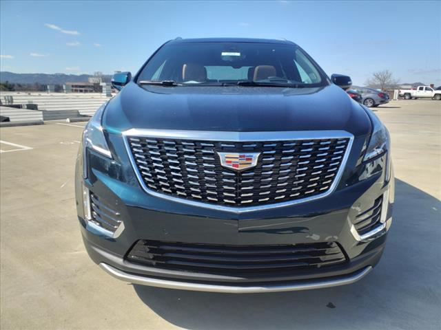 new 2025 Cadillac XT5 car, priced at $55,890