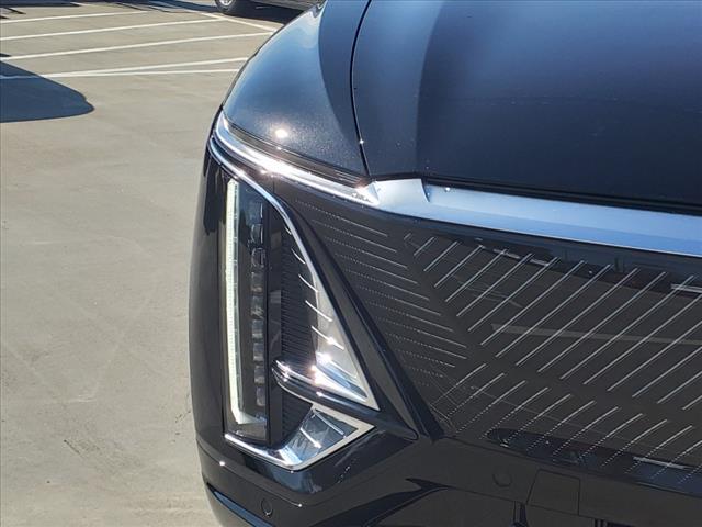 new 2025 Cadillac LYRIQ car, priced at $69,115