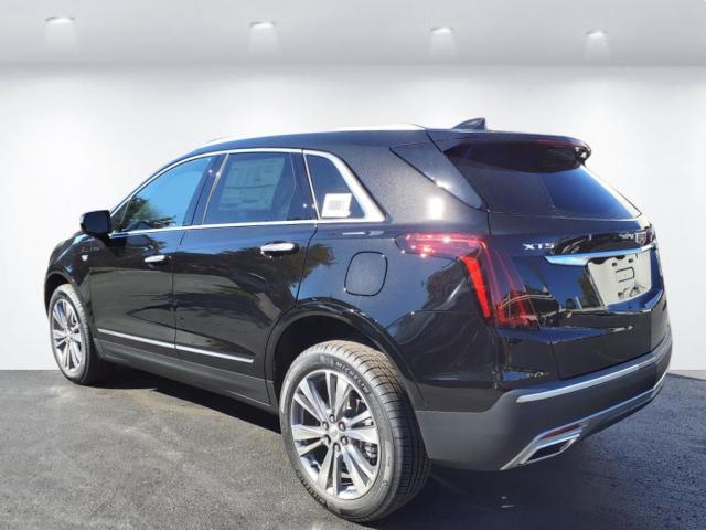 new 2025 Cadillac XT5 car, priced at $53,615