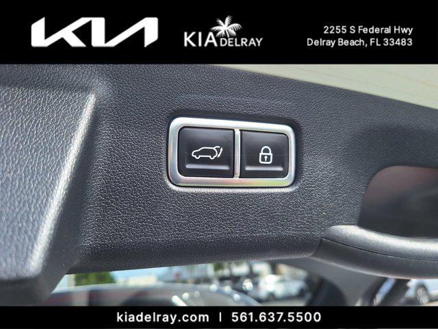 used 2022 Kia Sorento car, priced at $29,995