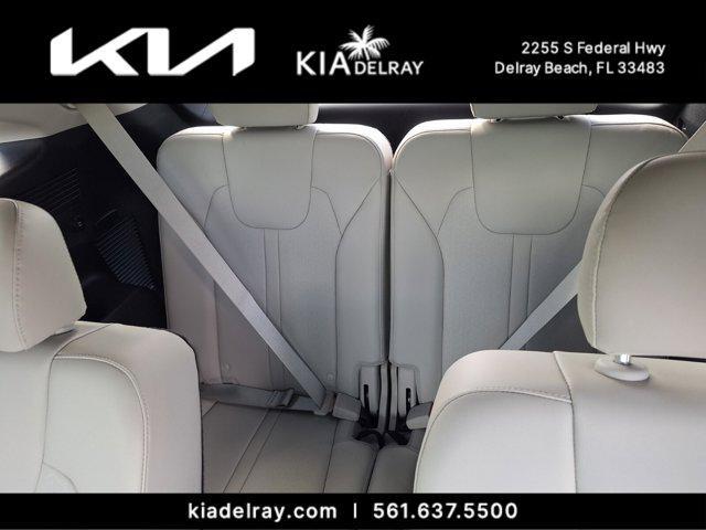 used 2022 Kia Sorento car, priced at $29,995