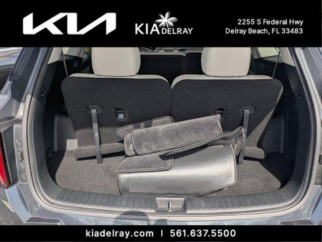 used 2022 Kia Sorento car, priced at $22,995