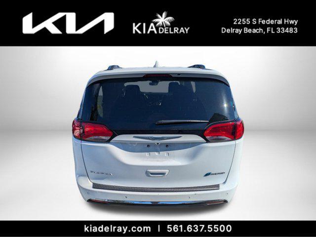 used 2020 Chrysler Pacifica Hybrid car, priced at $26,359