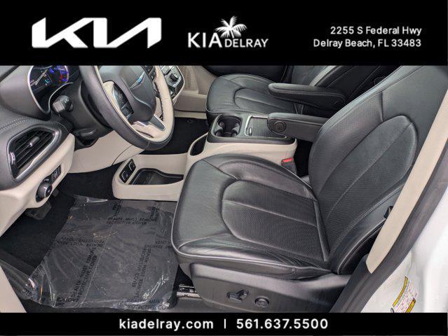 used 2020 Chrysler Pacifica Hybrid car, priced at $26,345