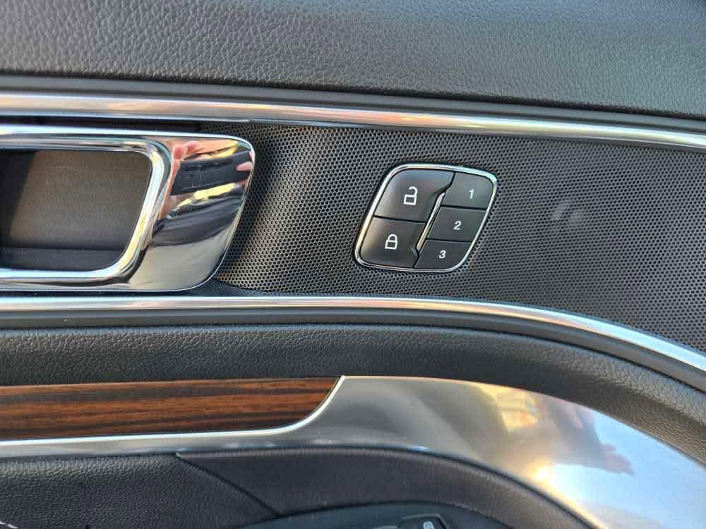 used 2019 Ford Explorer car, priced at $18,000