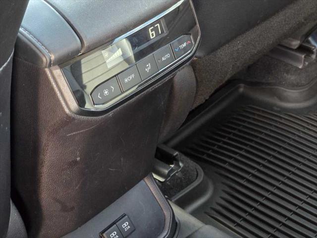 used 2021 Toyota Highlander car, priced at $31,500