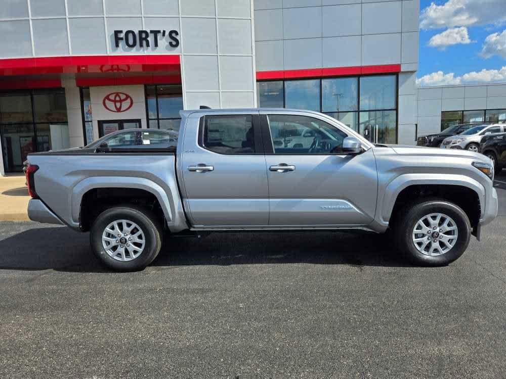 new 2025 Toyota Tacoma car, priced at $40,454