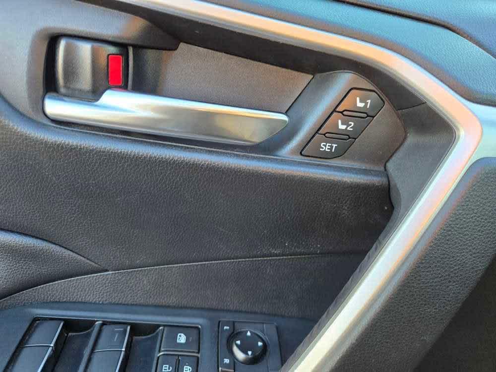 used 2020 Toyota RAV4 car, priced at $23,500