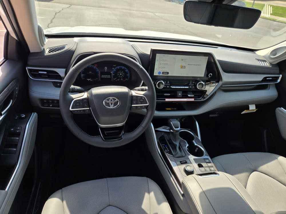 new 2025 Toyota Highlander car, priced at $53,308