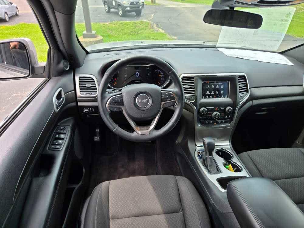 used 2018 Jeep Grand Cherokee car, priced at $16,250