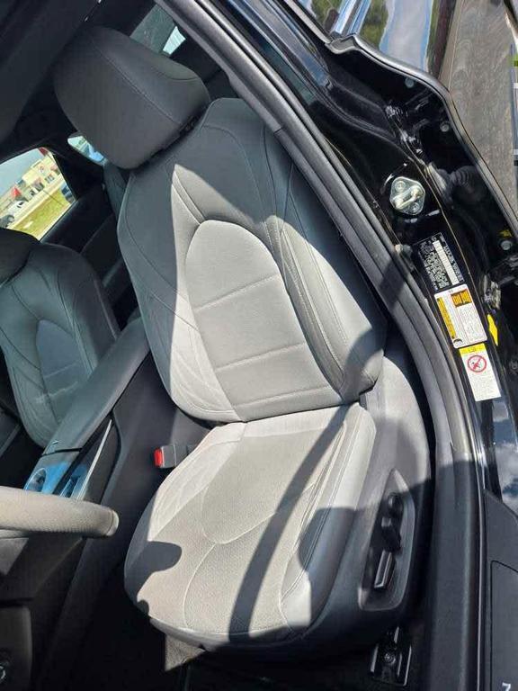 used 2019 Toyota Avalon Hybrid car, priced at $26,500