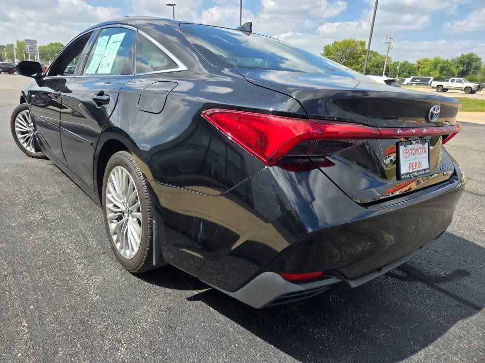 used 2019 Toyota Avalon Hybrid car, priced at $27,500