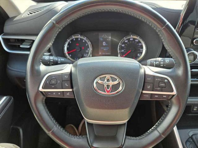 used 2022 Toyota Highlander car, priced at $30,000