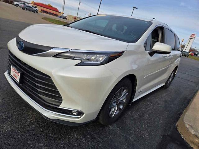 used 2021 Toyota Sienna car, priced at $38,500